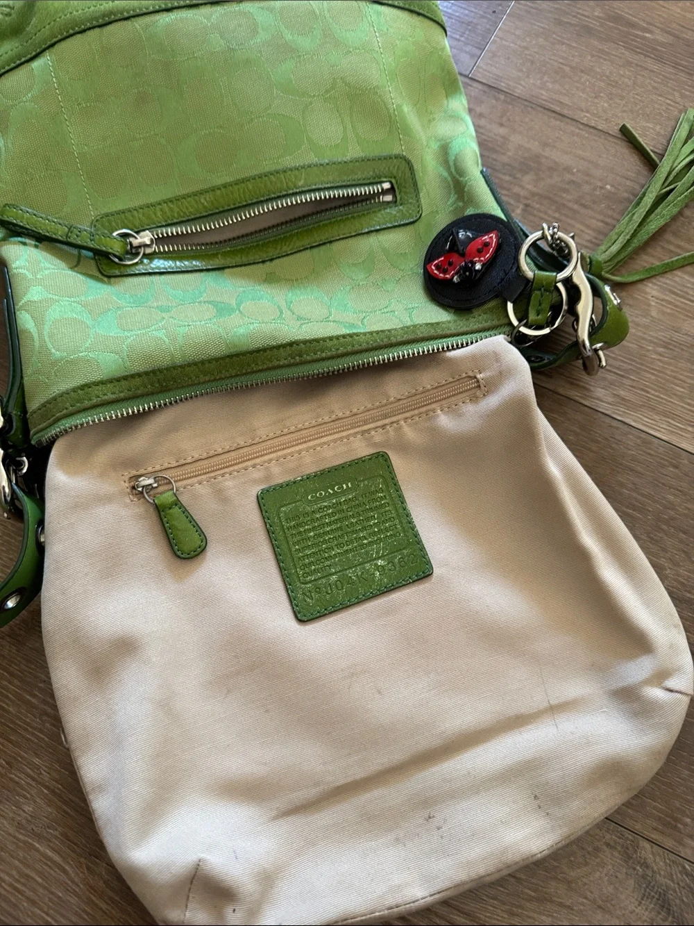 Coach Green 💚 #9362 crossbody bag with ladybug 🐞 keychain